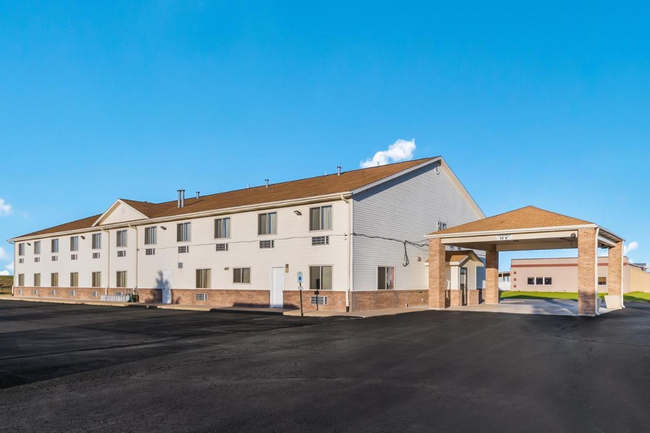 Americas Best Value Inn-Wenona Екстериор снимка