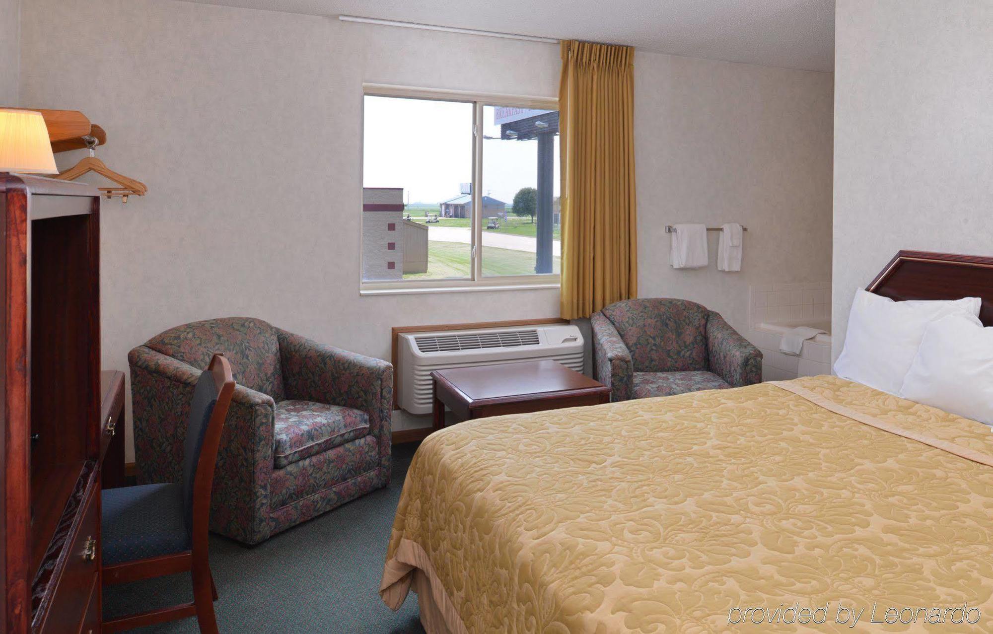 Americas Best Value Inn-Wenona Екстериор снимка